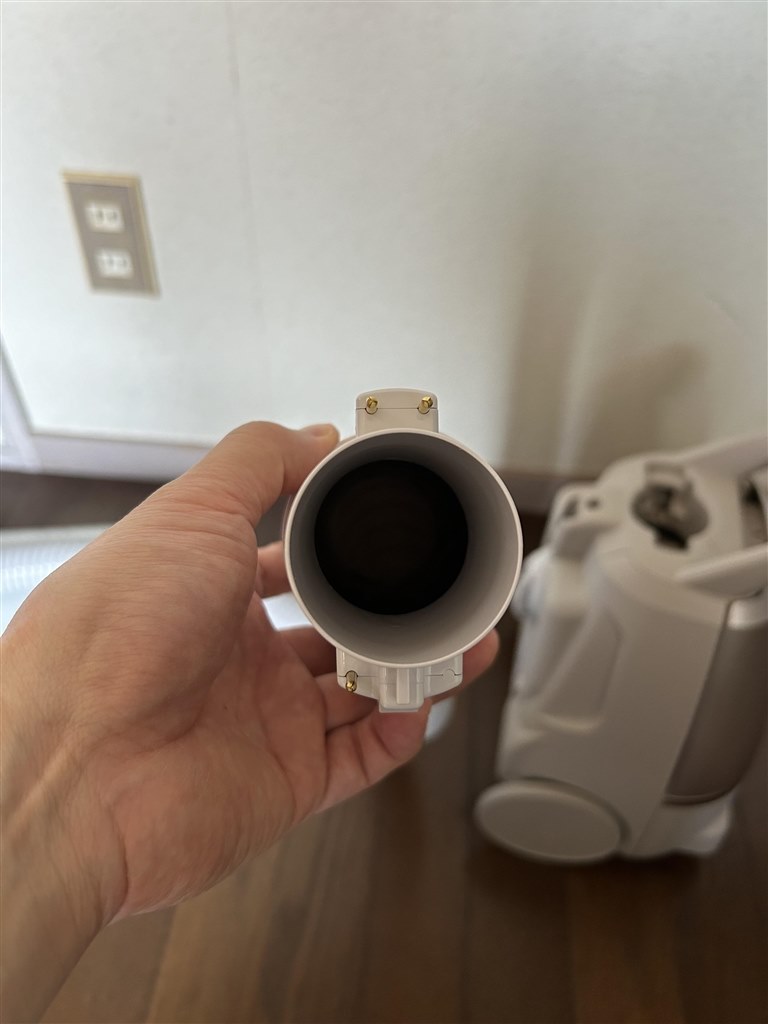 動作音は高音系。いろいろ軽量化がはかられています。』 日立