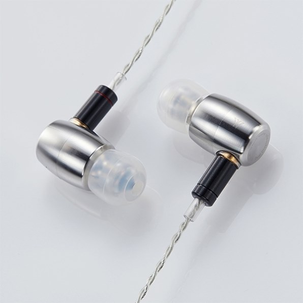 Radius W ドブルベHP-W100 イヤホン radius W(ドブルベ) HP-W200 価格