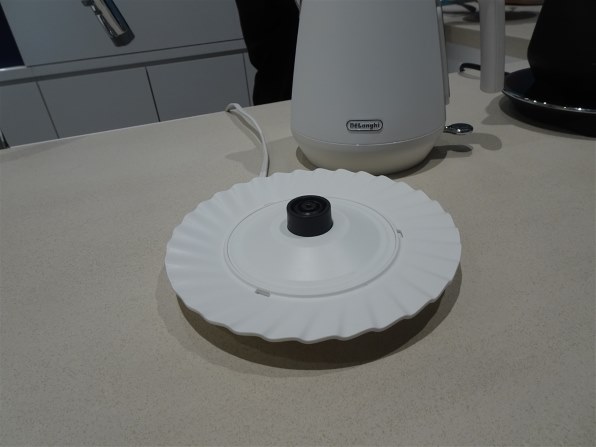 デロンギ エクレティカ KBY1200J-W [ウィムジカルホワイト] 価格比較