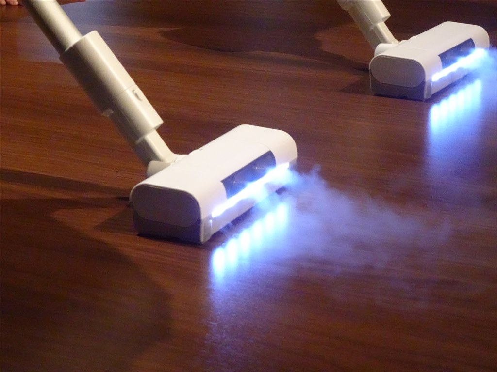 ミスト噴霧し掃除効果を高める！パナの新セパレート掃除機