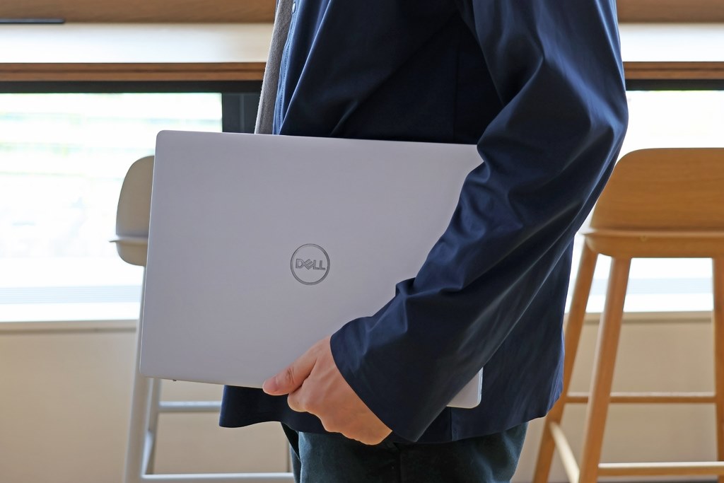 ワンランク上のCPUを搭載するお買い得パソコン』 Dell Inspiron
