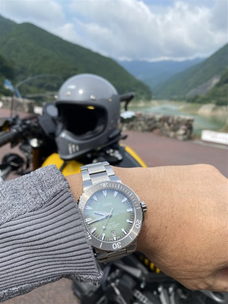 オリス 01 733 7732 4135 アクイスデイト 自動巻き 腕時計　最安 新品)ORIS オリス アクイス デイト 733 7732 4135 R（商品ID