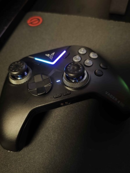 【美品★動作品】Flydigi VADER4 PRO コントローラーゲームパッド 楽天市場】FLYDIGI VADER 4 Pro コントローラー ベイダー4プロ