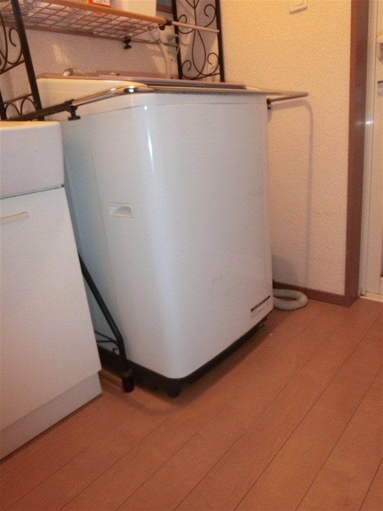 現在縦型洗濯機を使用の方是非とも買い替えて下さい。お勧めです