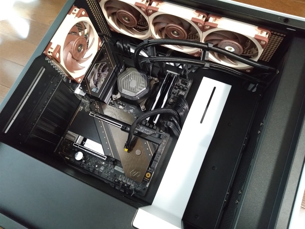 組み立て完了したばかりですが・・・』 インテル Core Ultra 9 285K