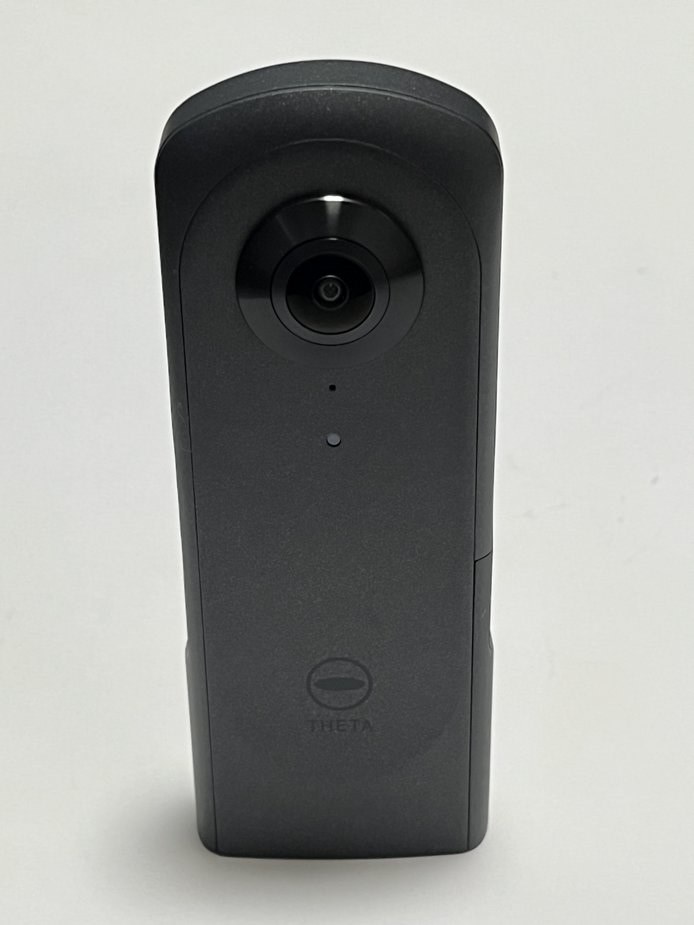 バッテリー交換、GPS内蔵、11K画素が決め手』 リコー RICOH バッテリー交換、GPS内蔵、11K画素が決め手』 リコー RICOH
