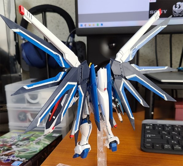 BANDAI HG 1/144 ライジングフリーダムガンダム投稿画像・動画