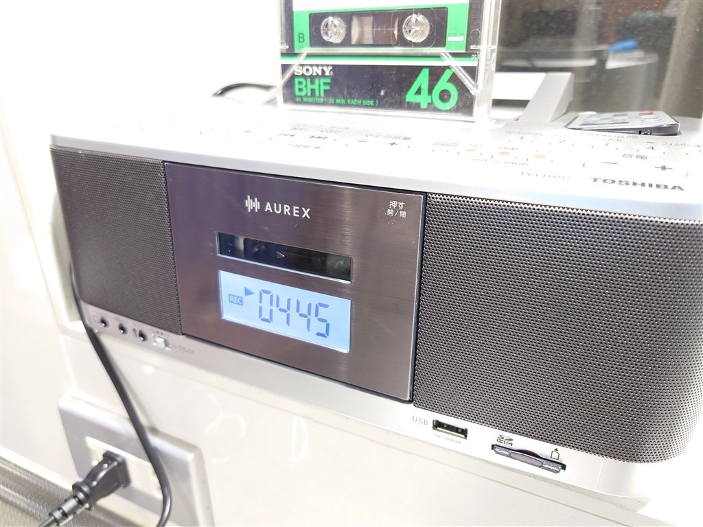 review_765910_f.jpg