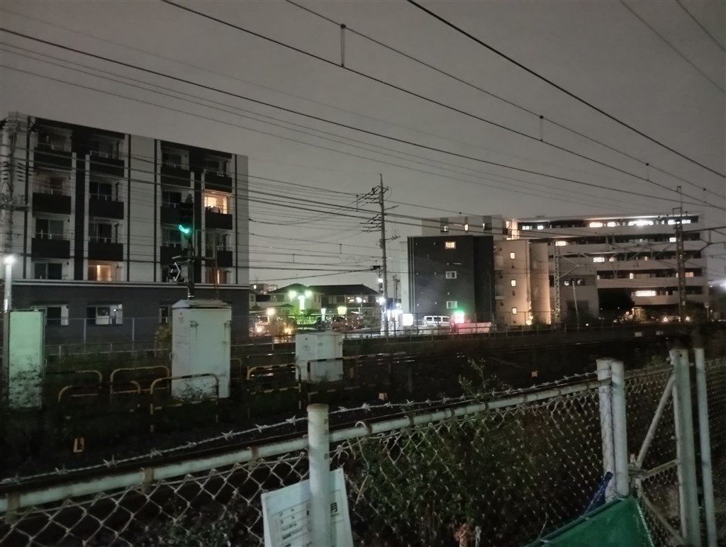 用途を割り切り、電話、SNS、ウェブ閲覧用として購入すべき端末 用途を割り切り、電話、SNS、ウェブ閲覧用として購入すべき端末