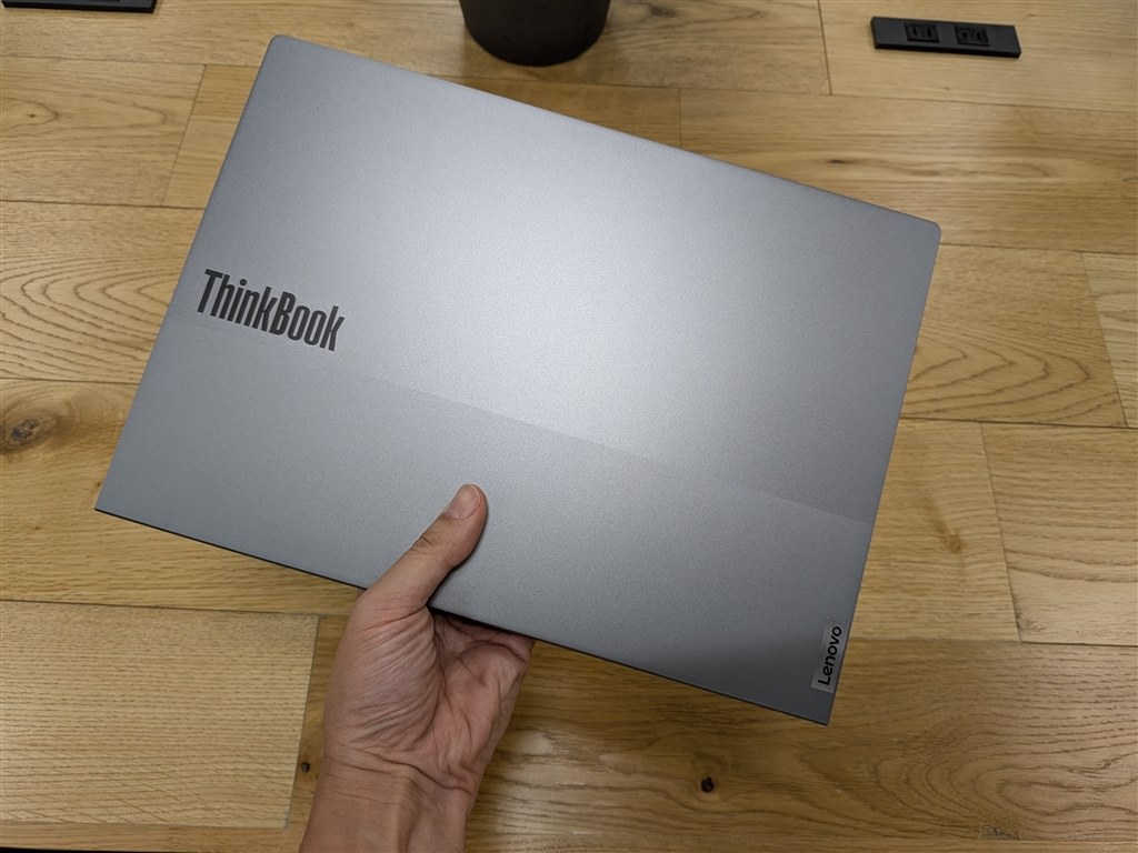 お手ごろ価格で基本スペック十分の高コスパノートPC』 Lenovo