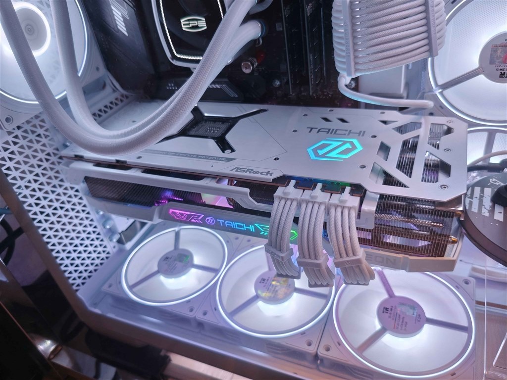 ASROCK ASRock Radeon RX 7900XTX Taichi White 24G OC