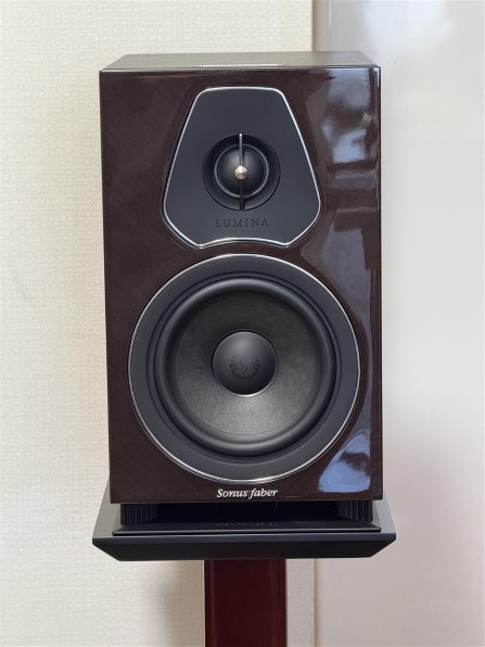 Sonus faber Lumina ブックシェルフスピーカー sns-lumina1-wg-main.jpg