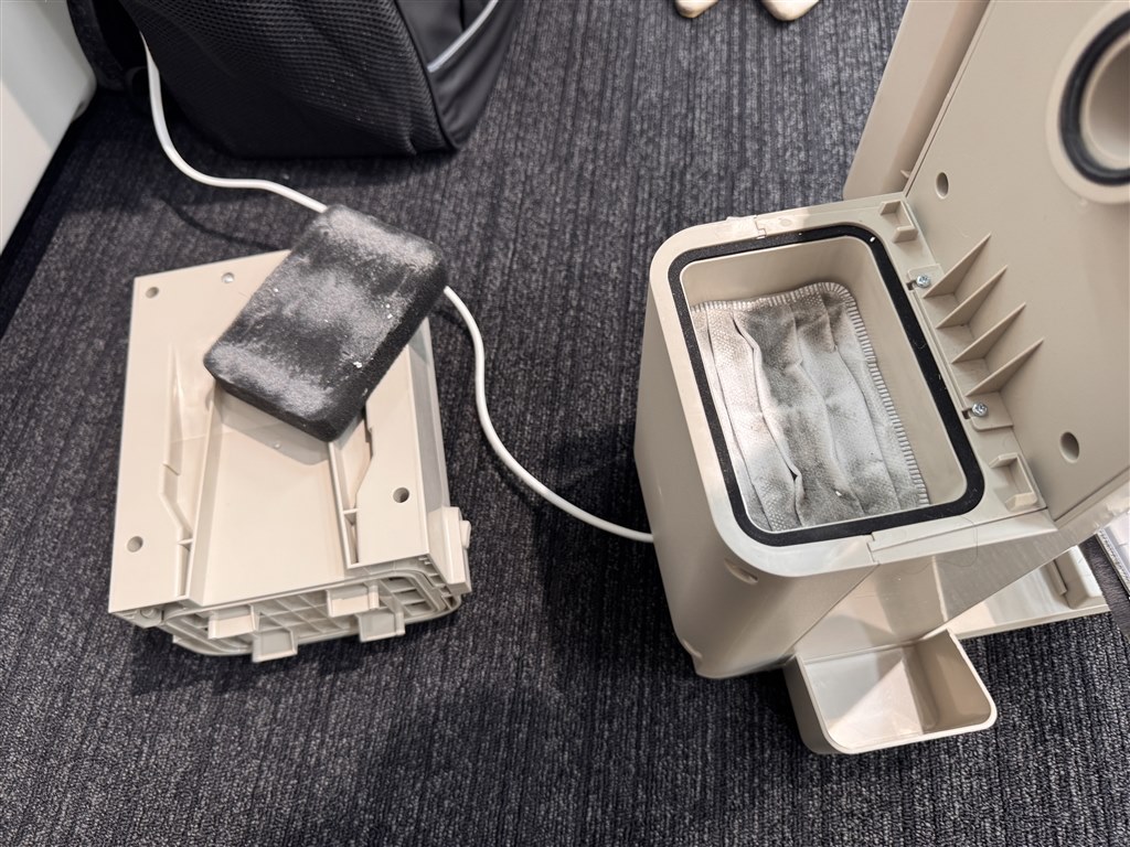 MagiCaleena掃除機ゴミ回収ドック付きSCD-L3PD-HC グレージュ アイリスオーヤマ MagiCaleena SCD-L3PD-HC [グレージュ