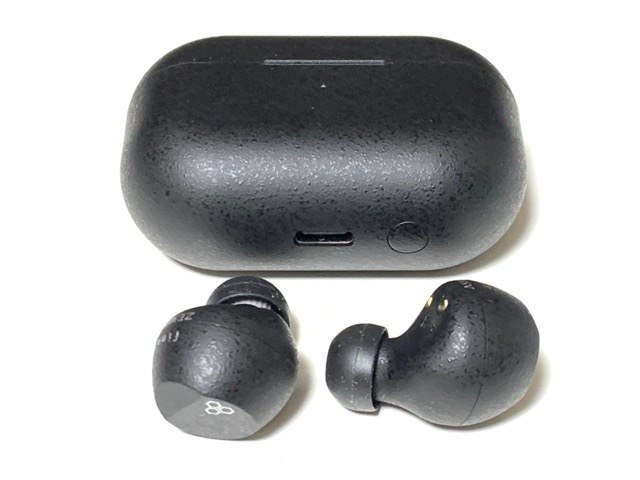 臨場感と重低音があるワイヤレスイヤホンです。』 final ZE3000 SV FI