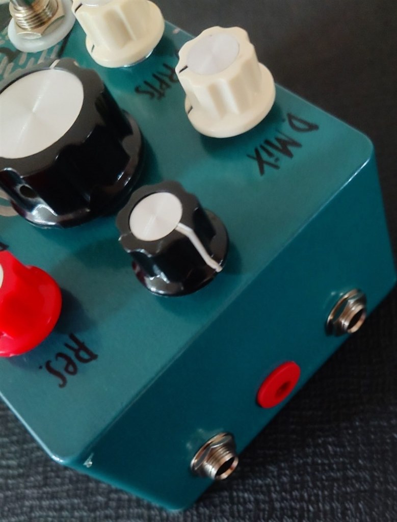 音を洗い流すように押し寄せる残響』 Hungry Robot pedals Wash V2 Tap