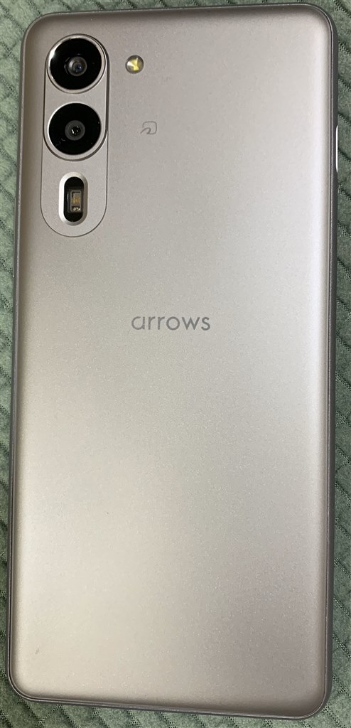 コスパはいいです』 FCNT arrows We2 Plus M06 SIMフリー [スレート
