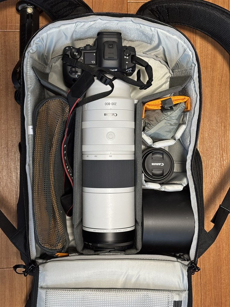 800mm望遠レンズも収納可能』 ロープロ フリップサイド 400 AW III