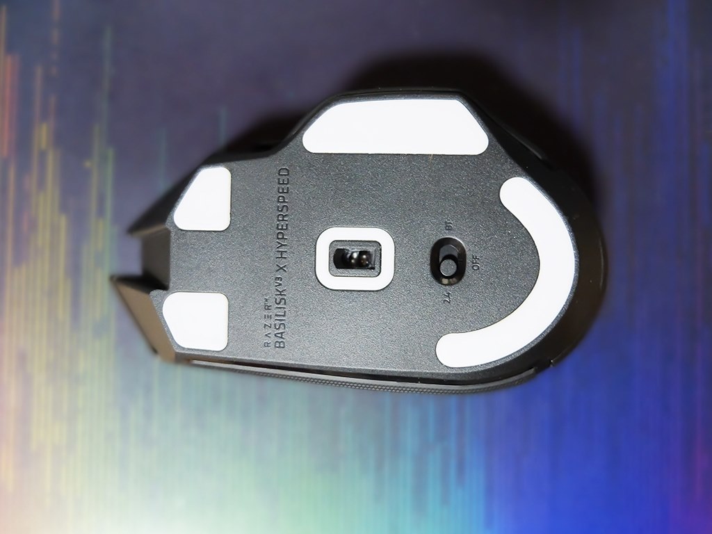 ∠(^_^) 気分転換にRAZERマウスを購入替えてみた。』 Razer Basilisk