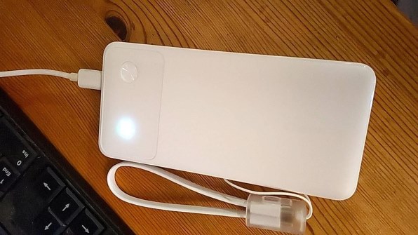 Anker A1388N21 モバイルバッテリーAnker Power Bank【10000mAh