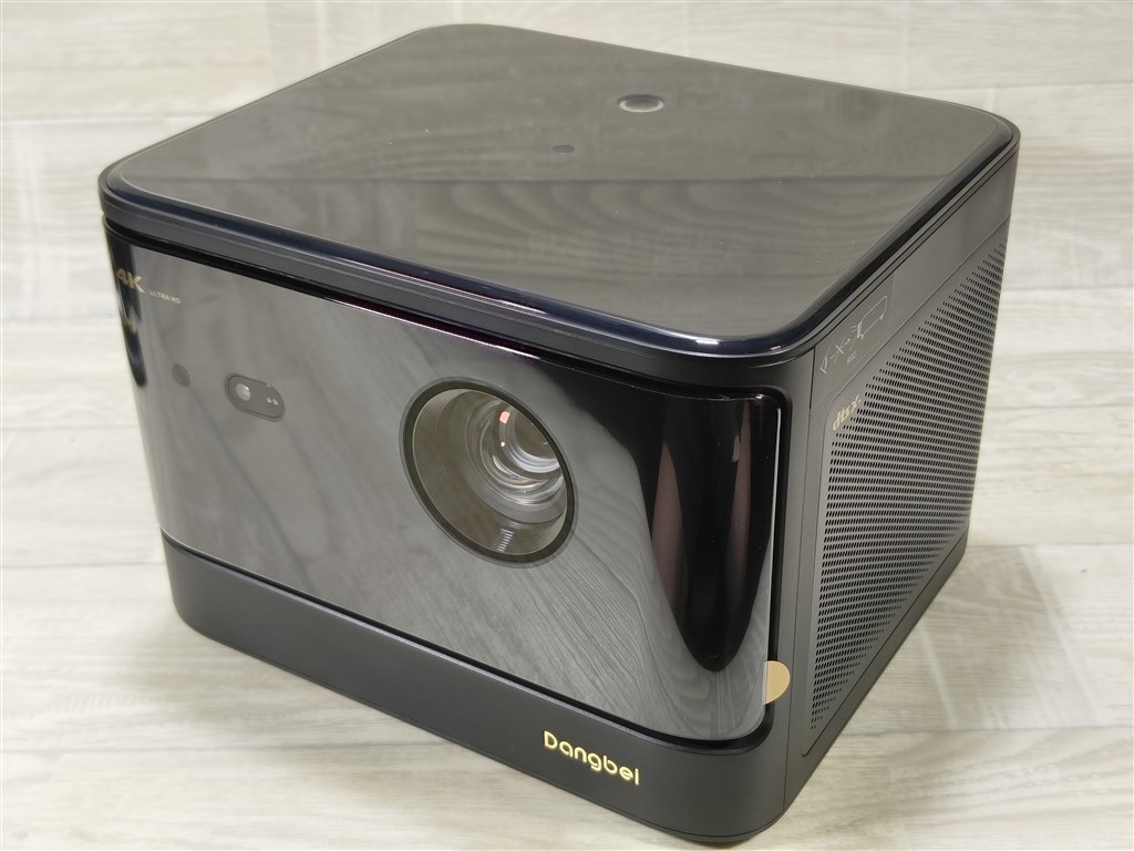 正直格安、30万円前後の製品と同等の実力』 Hangzhou Dangbei Network