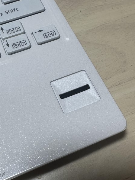 富士通 FMV LIFEBOOK UH55/B3 FMVU55B3W投稿画像・動画 - 価格.com