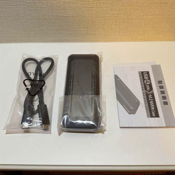 センチュリー USB 4 M.2 NVMe Case CFUM2NU40G USB 4 you M.2 NVMe Case (CFUM2NU40G) USB4Gbps対応 M.2 NVMe