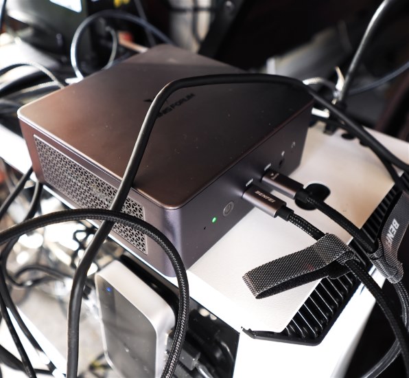 MINISFORUM UM790-32/1TB-W11Pro(7940HS) 価格比較 - 価格.com