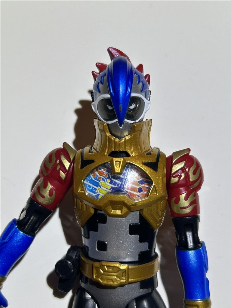 えりごと回転、胸も回転』 バンダイ 仮面ライダーエグゼイド