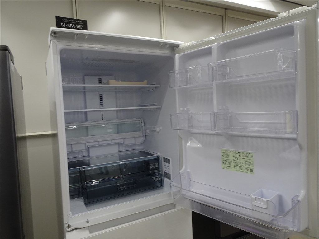 シャープの奥行63㎝冷凍冷蔵庫・2025年”どっちもドア”モデル