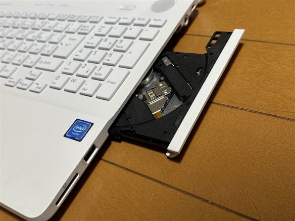 【ジャンク】富士通 LIFEBOOK AH42/A3 FMV4A23G FMV LIFEBOOK AH42/A3 FMVA42A3G [シャンパンゴールド]の製品画像