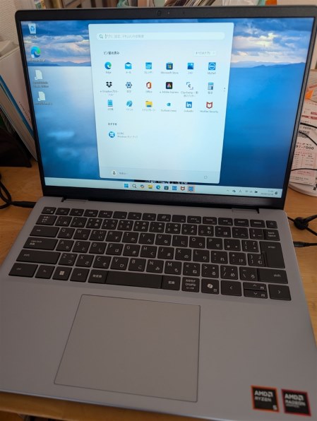 Dell Inspiron 14 Ryzen 5 8540U・16GBメモリー・512GB SSD搭載