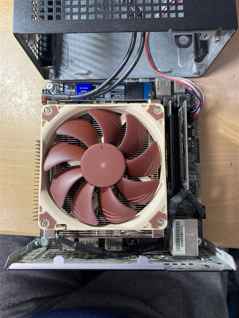 価格は高いが、それに見合うパフォーマンスを持つCPUファン』 noctua