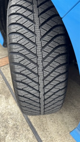 185/60R16 オールシーズンタイヤホイールセット GOODYEAR