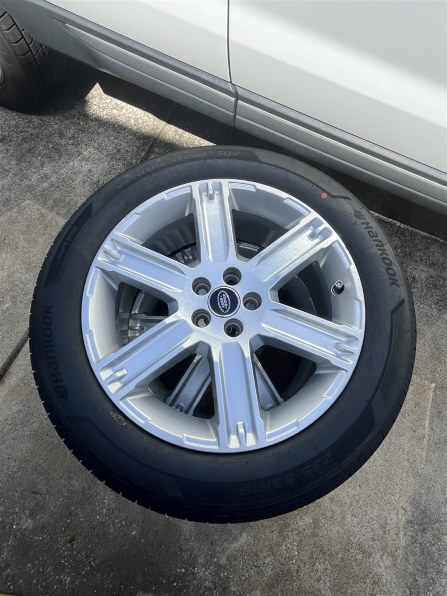 ハンコック VENTUS S1 evo3 SUV K127A 235/55R19 101V 価格比較 ハンコック VENTUS S1 evo3 SUV K127A 235/55R19 101V 価格比較
