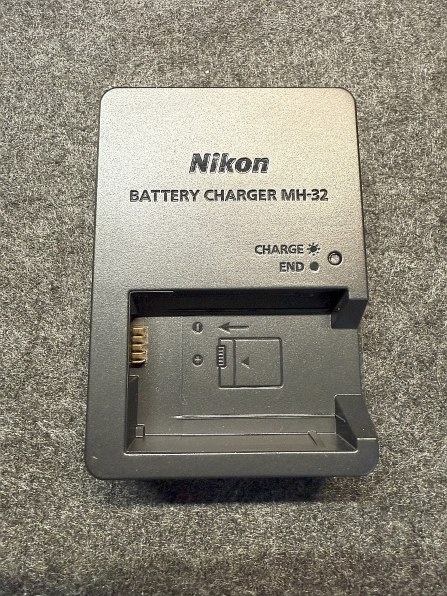 ニコン MH-32 価格比較 - 価格.com