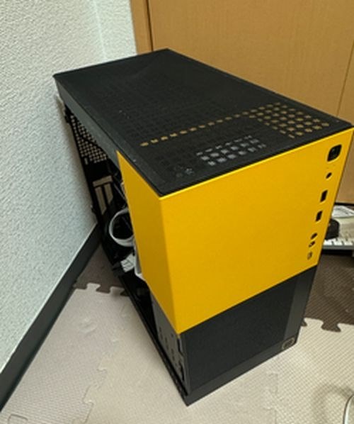 Geometric Future PCケース 黒/黄色 e-zoa.com｜[Geometric Future(ジオメトリックフューチャー)] Model 5