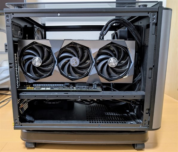 Thermaltake LEVEL 20 VT 中古 Thermaltake Level 20 VT CA-1L2-00S1WN