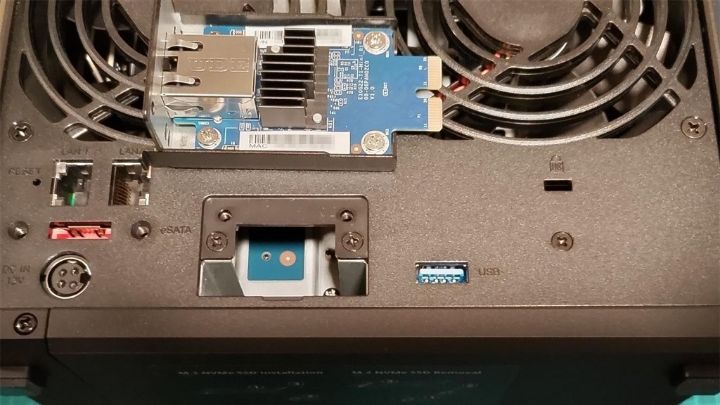 DS1522+ AMD Ryzen搭載高性能5ベイNAS DiskStation DS1522+ 1台