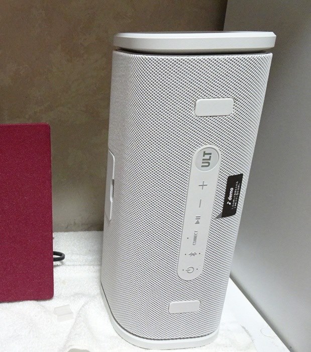 SONY ULT ワイヤレススピーカー ホワイト ソニー ポータブルワイヤレススピーカーULT FIELD 5（SRS-ULT50