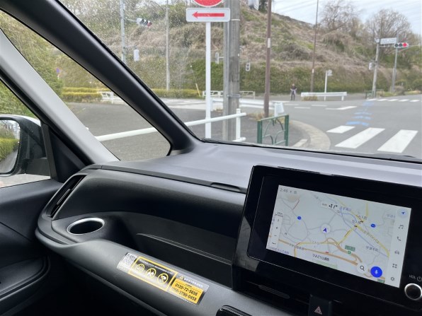 13.2型有機EL後席ディスプレイの色について』 トヨタ ノア 2022 13.2型有機EL後席ディスプレイの色について』 トヨタ ノア 2022