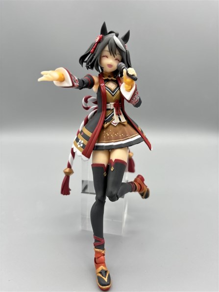 ウマ娘　s.h figuarts 　キタサンブラック S.H.Figuarts ウマ娘 プリティーダービー キタサンブラック | 魂