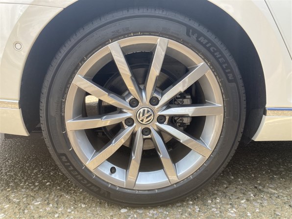 タイヤ・ホイール MICHELIN PRIMACY 5 235/45R20 100W XL MICHELIN Primacy 5 235/45R20 100W XL 価格比較 - 価格.com