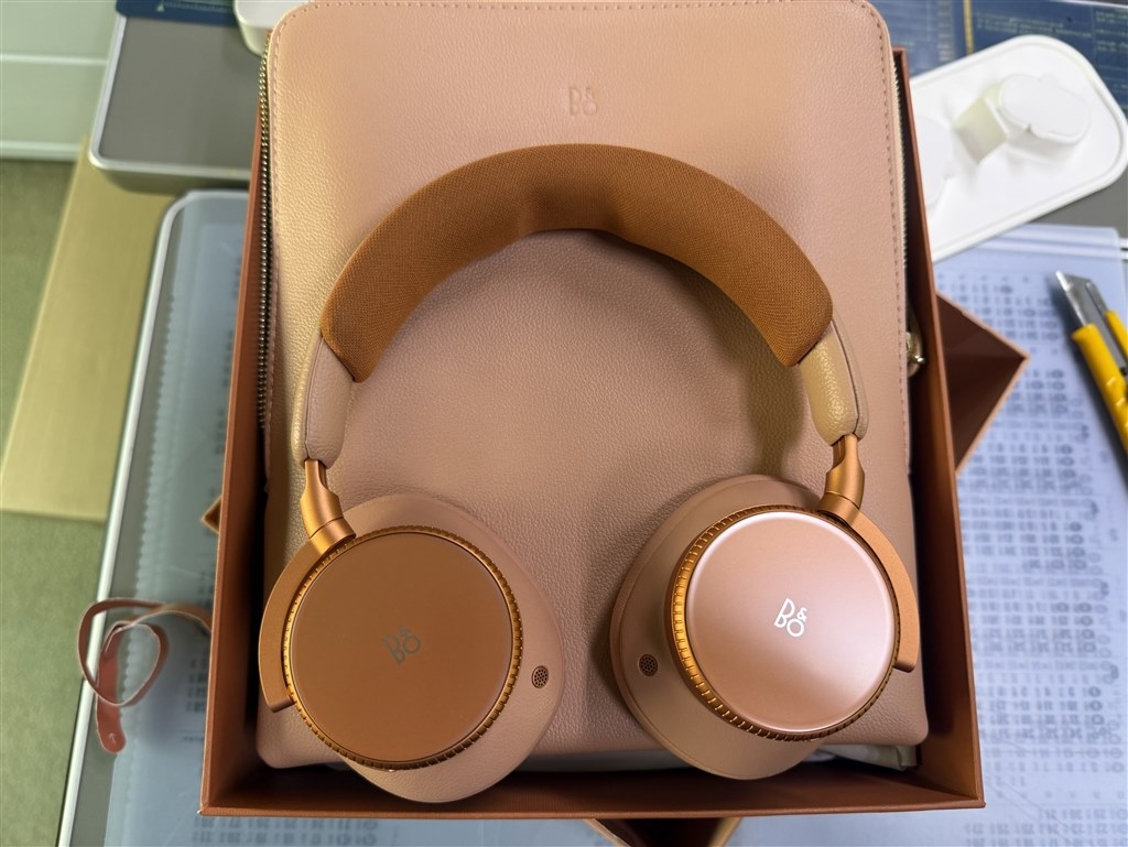 最高のヘッドフォン』 Bang&Olufsen Beoplay H100 [Hourglass Sand