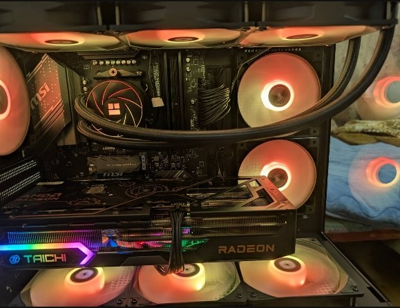 【新品・未開封】RX 9070XT Taichi 16G OC ASRock > AMD Radeon™ RX 9070 XT Taichi 16GB OC