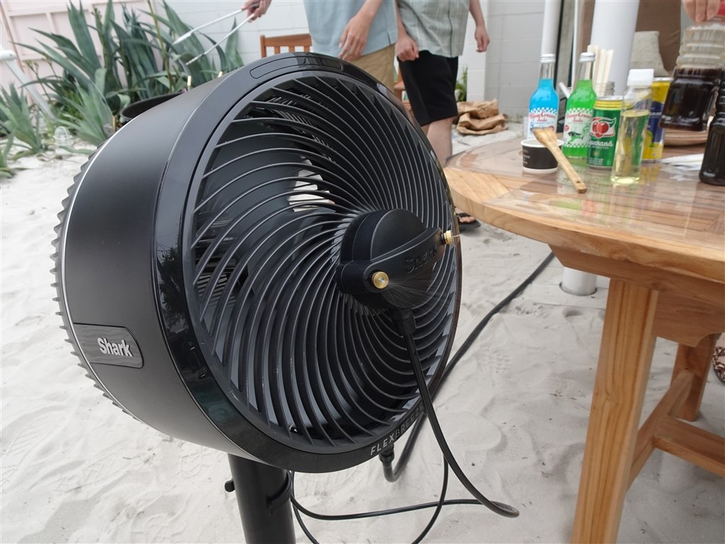 個性が光る！自由度高いサーキュレーター扇風機の”黒船”が登場』 Shark
