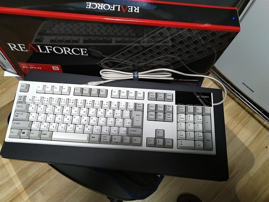 review_787217_f.jpg