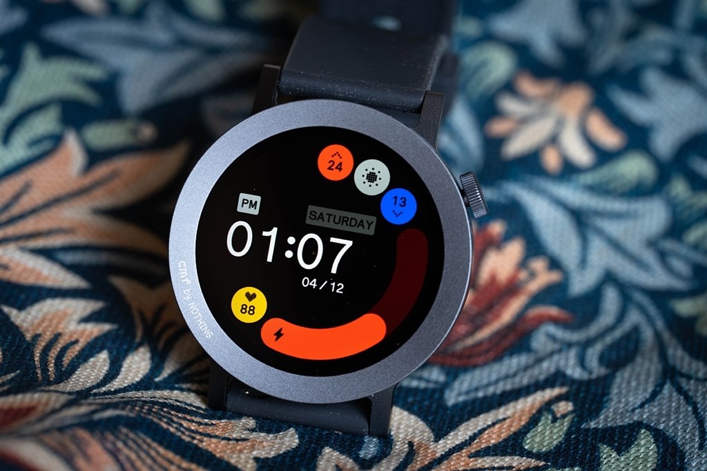 美しくて安価、でも十分に使い物になるスマートウォッチ