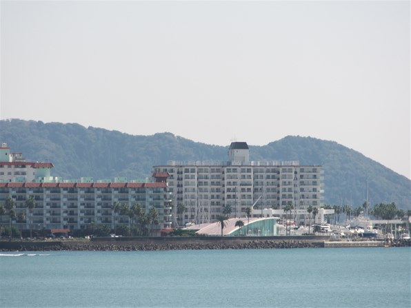 オリンパス OLYMPUS PEN mini E-PM2 ダブルズームキット [シルバー]で