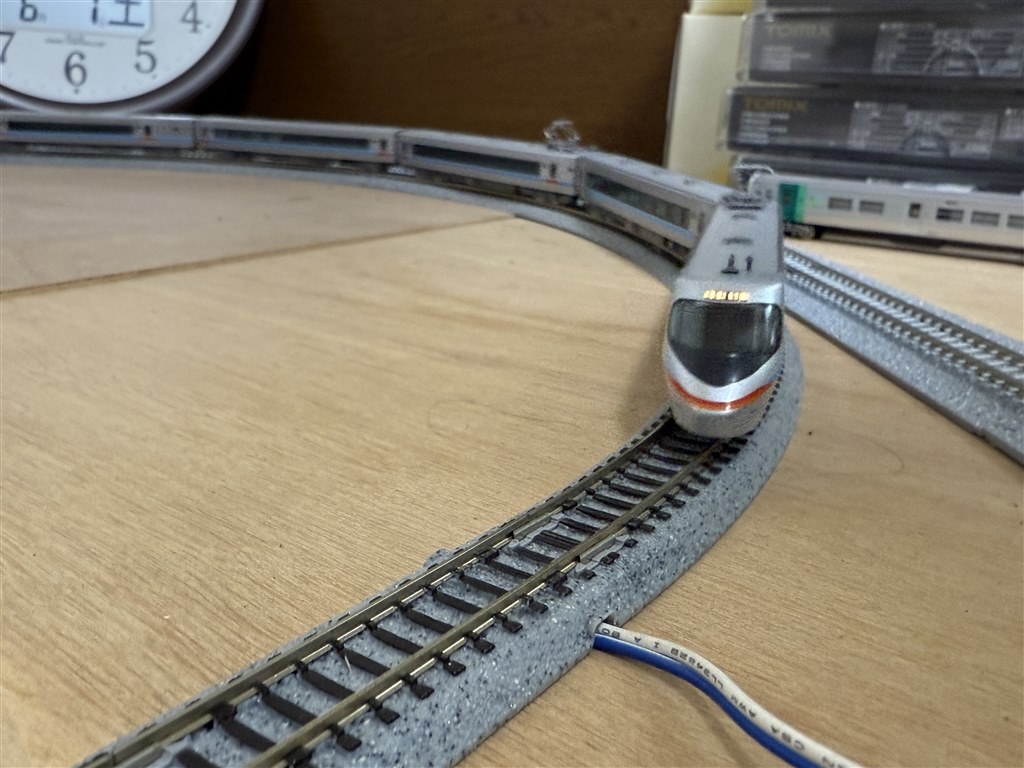 小豆ページ MICRO ACEの出来も7悪くない』 カトー 特別企画品 JR四国8000系