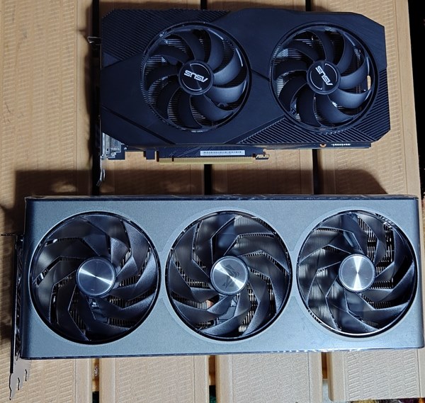 ファンの取り外しが簡単にできるのが良い』 SAPPHIRE SAPPHIRE NITRO+